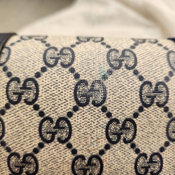 Authentic Gucci Sherryline Clutch Bag - Picture 5 of 11